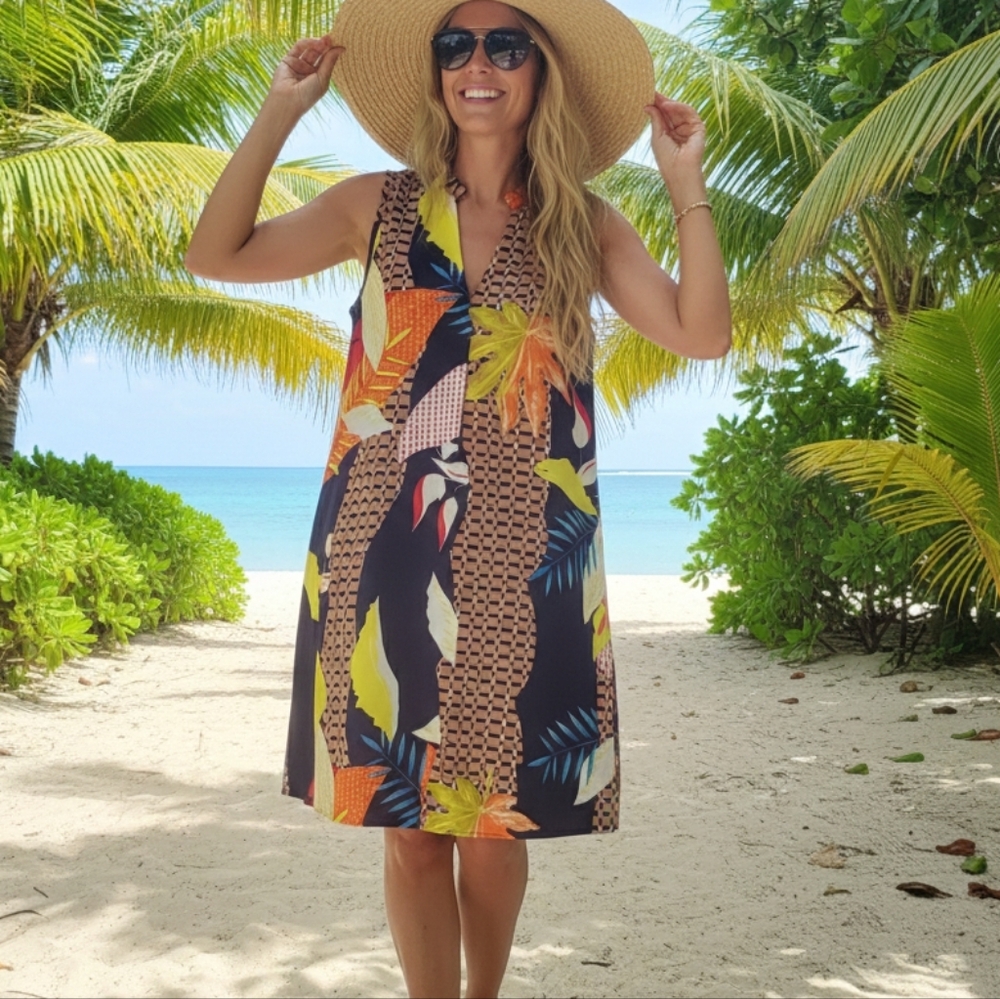 Women's Summer Tunic V Neck Shift Dress in Geometric Pattern Medium